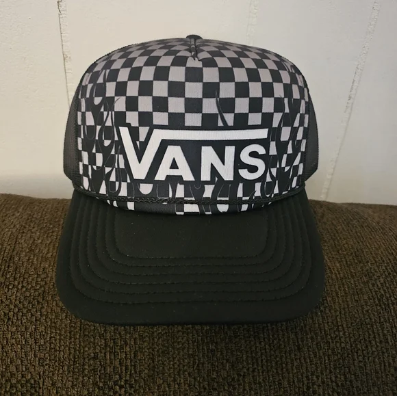 Vans Black and White Checkered Trucker Hat - Picture 1 of 4